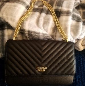 Victoria Secrets black purse